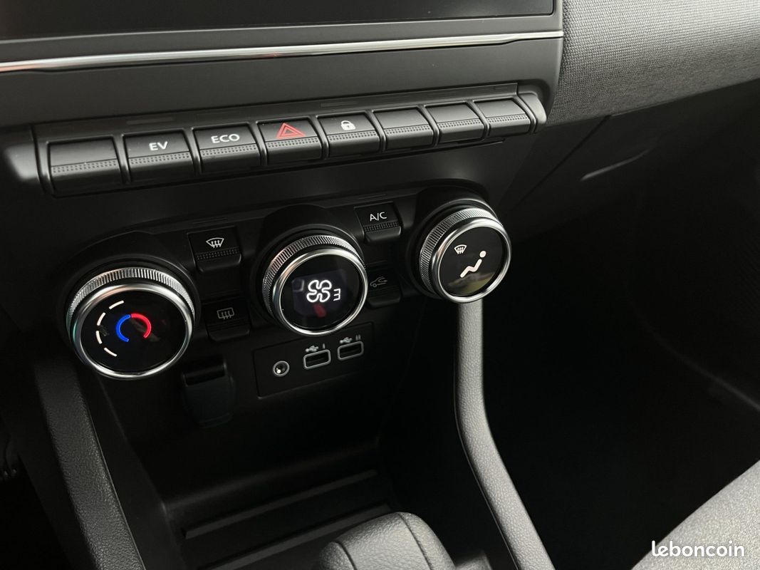 Renault Clio (5) Evolution E-Tech full hybrid 145 -24 (image 12)