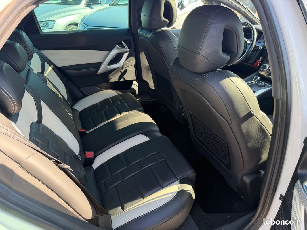 Citroen ds5 hybrid4 2.0 hdi 163ch 4x4 so chic etg fulls options garantie (image 9)