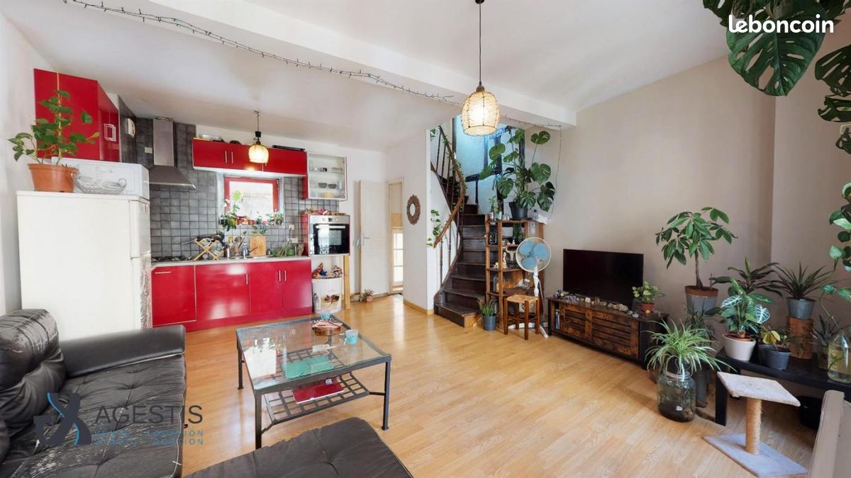 Immeuble 95 m² · à Graulhet · 95 m² · 74 000 €
