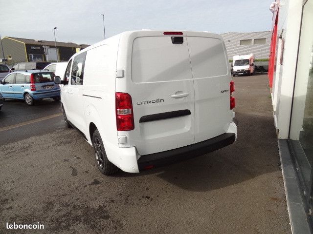 Citroen JUMPY FG XL 2.2 DIESEL 180CH CABINE APPROFONDIE FIXE PACK PREMIUM CONNECT AUTOMATIQUE (image 5)