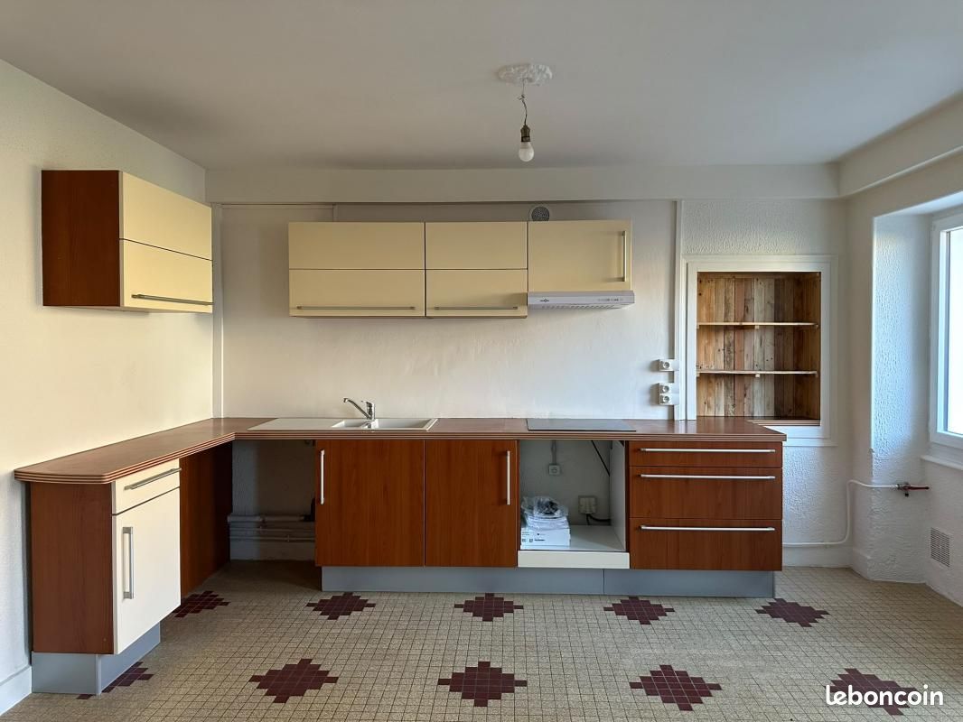Maison 3 pièces 64 m² · à Limons · 64 m² · 689 €/mois