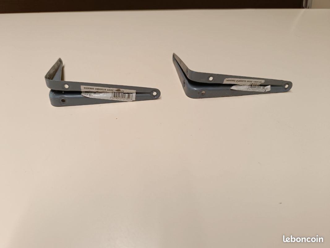Lot de 2 équerres neuves embouties grises 100*125 (image 3)