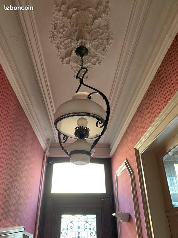 Lustre (image 1)