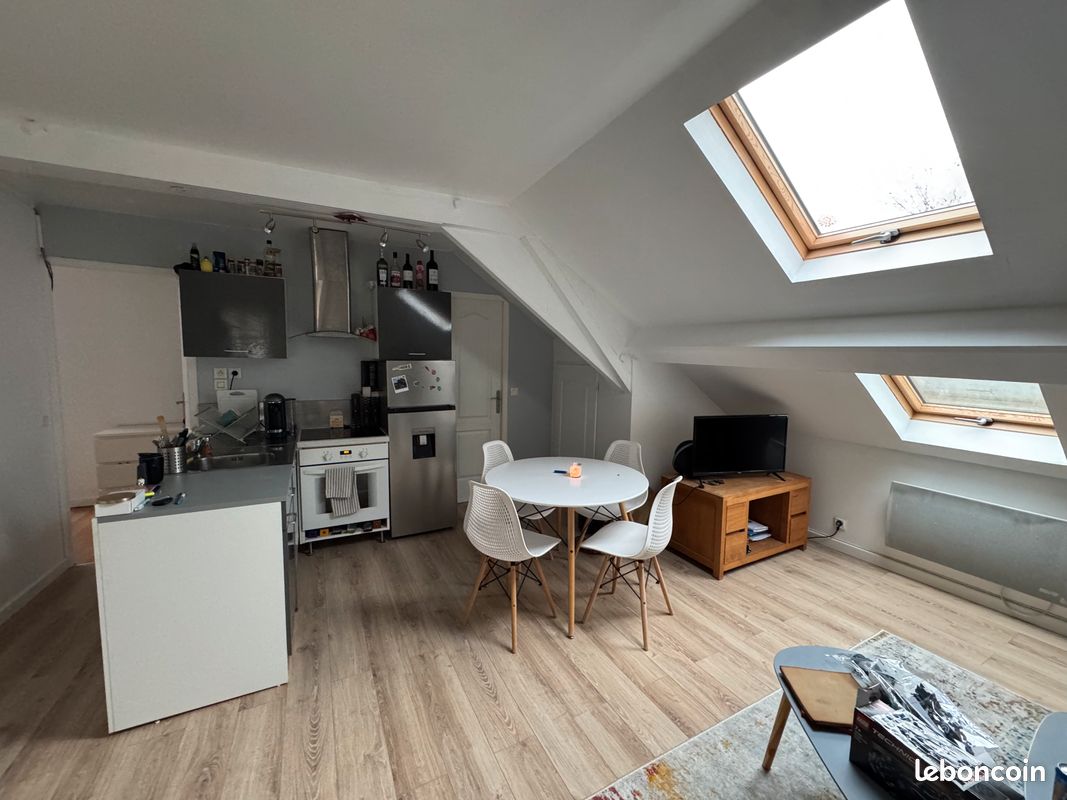 Appartement 3 pièces 40 m² · à Villenave-d'Ornon · 40 m² · 800 €