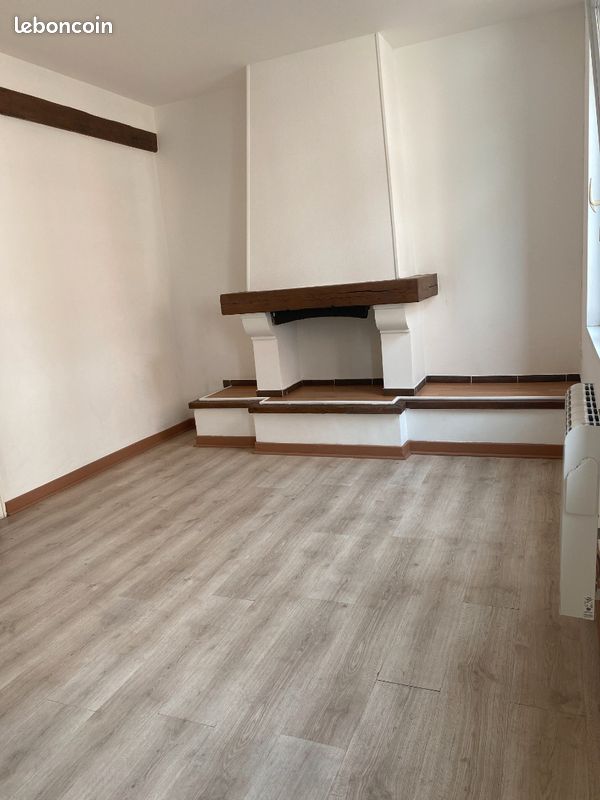 Appartement 2 pièces 44 m² · à Saint-Quentin · 44 m² · 450 €