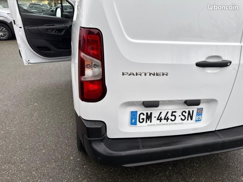 Peugeot Partner M 650kg BlueHDi 100ch S&S Pack Asphalt Connect + Caméra de recul (image 17)