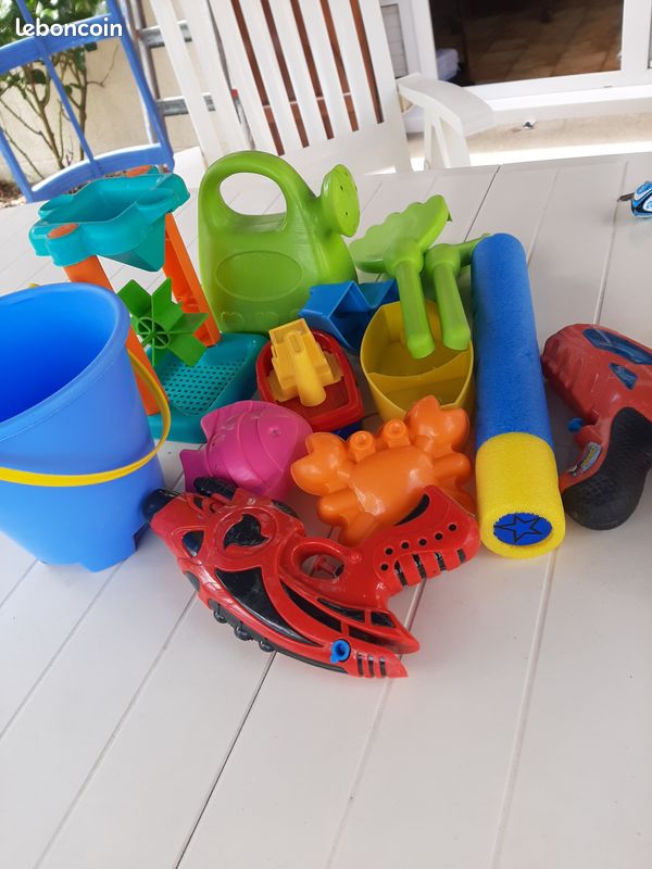 Jouets de plage et..... (image 2)
