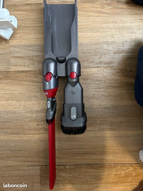Brosse Dyson v12 (image 2)