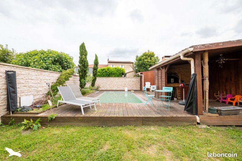 Maison 6 pièces 162 m² · à Bègles · 162 m² · 564 000 €