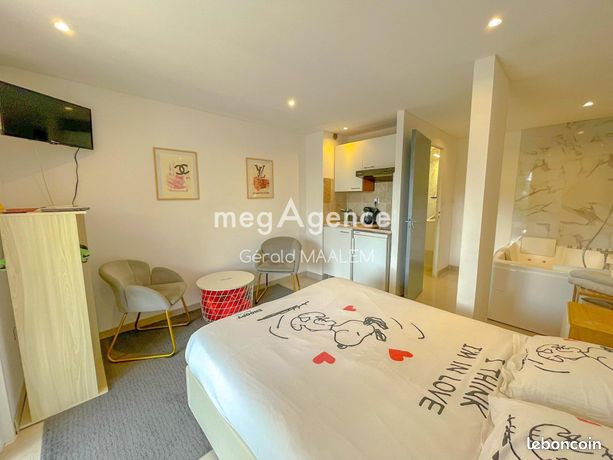 Studio 1 pièce 18 m²