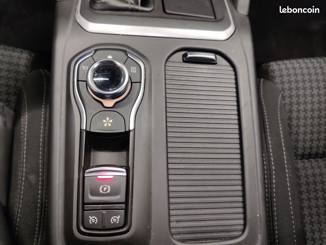 RENAULT TALISMAN BUSINESS dCi 130 Energy EDC Business (image 24)