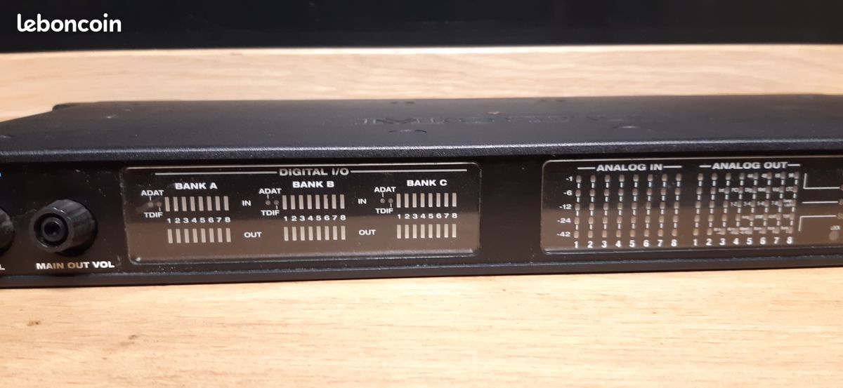 Carte son pro MOTU 2408 MK3 (image 3)