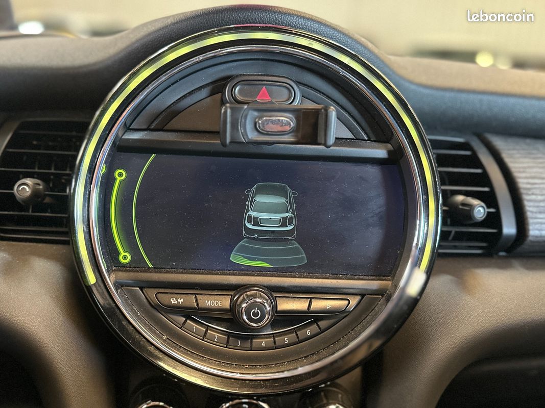 MINI HATCH 3 PORTES F56 Cooper S 192 ch Pack Red Hot Chili / AFFICHAGE TETE HAUTE / TOIT OUVRANT / RADAR ARRIERE (image 31)