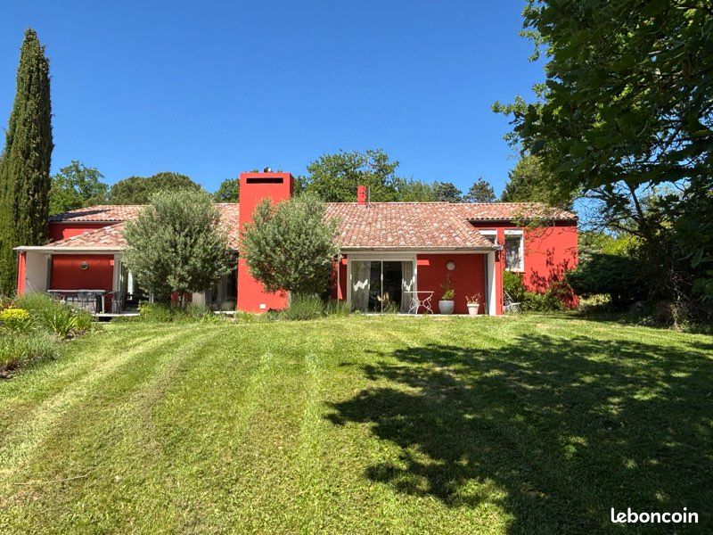 Maison 10 pièces 226 m² · à Labège · 226 m² · 910 000 €