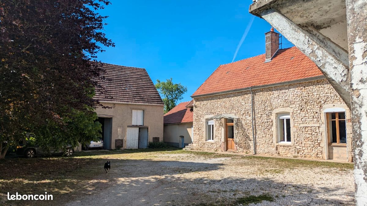 Maison 8 pièces 184 m² · à Mirebeau-sur-Bèze · 184 m² · 299 000 €
