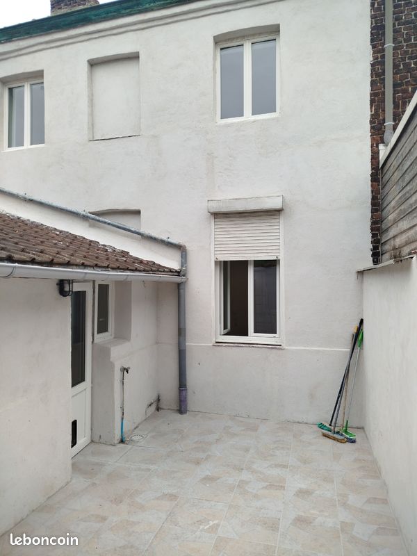 Maison 5 pièces 90 m² · à Croix · 90 m² · 1 300 €/mois