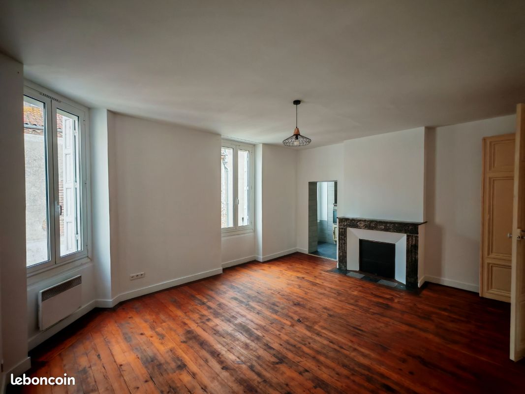 Appartement 4 pièces 108 m² · à Villeneuve-sur-Lot · 108 m² · 700 €/mois