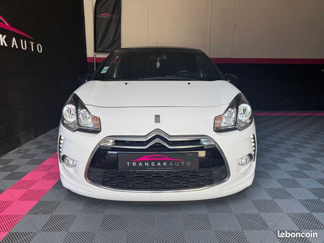 CITROEN DS3 e-HDi 115 Airdream Sport Chic *DISTRIBUTION CHANGEE*ENTRETIEN A JOUR (image 2)