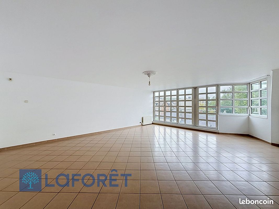 Appartement 5 pièces 140 m² · à Évreux · 140 m² · 286 000 €