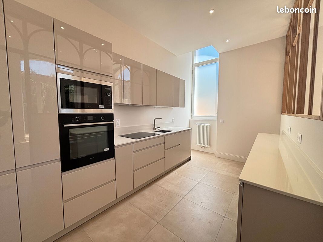Appartement 4 pièces 105 m² · à Mont-de-Marsan · 105 m² · 1 200 €