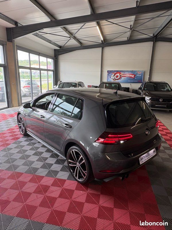 VOLKSWAGEN GOLF 7.5 GTE 204cv DSG6 HYBRIDE 5 Portes (image 13)