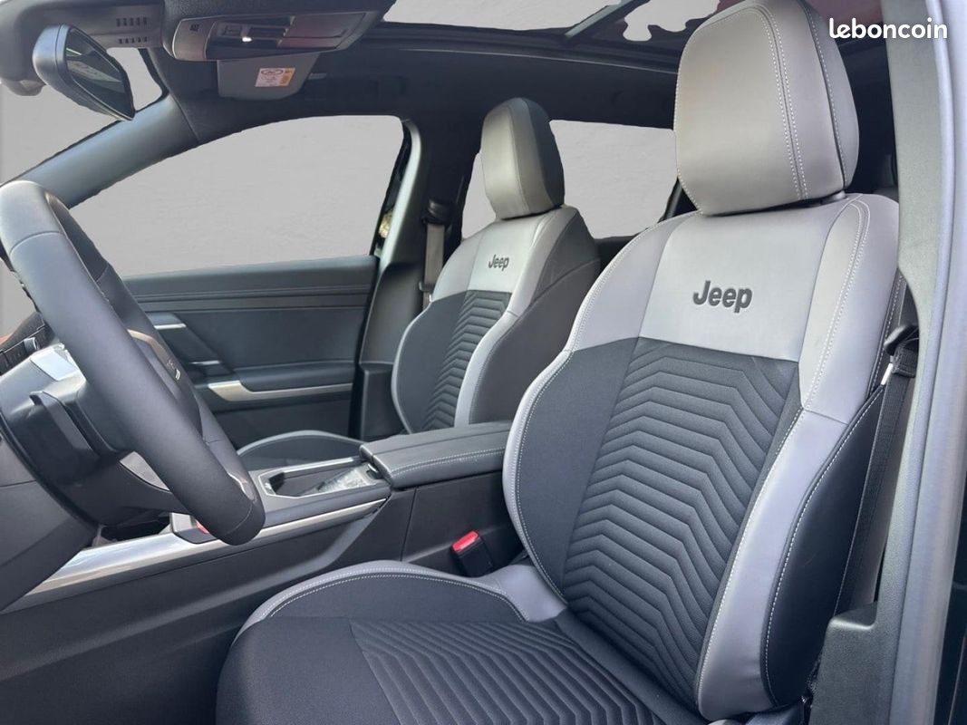 Jeep Compass 1.2 Turbo T3 145ch e-Hybrid First Edition BVR6 (image 9)