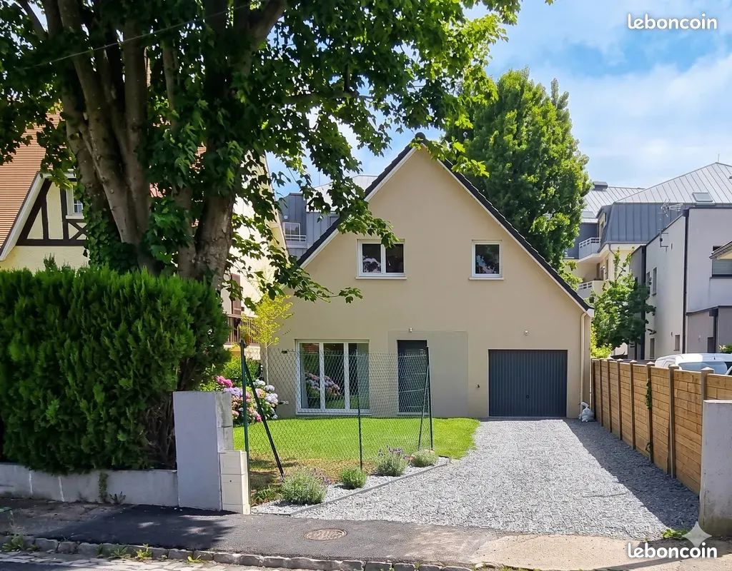 Maison 5 pièces 119 m² · à Bihorel · 119 m² · 358 000 €