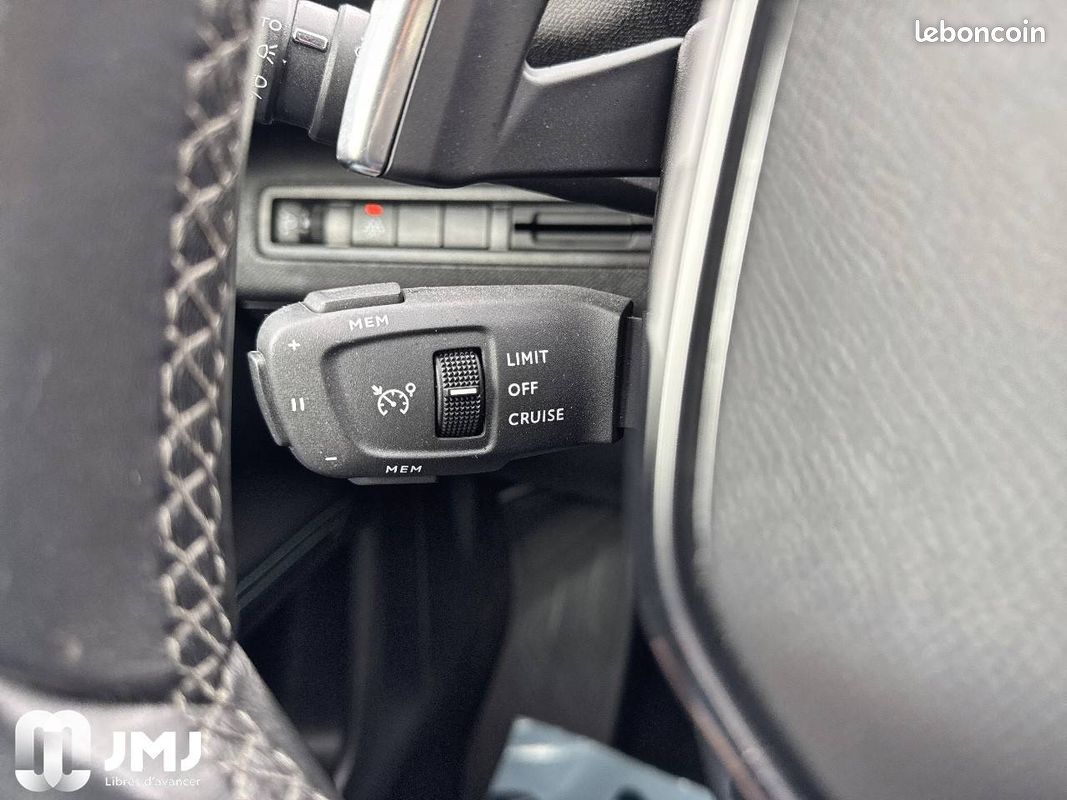 PEUGEOT 3008 BlueHDi 130ch S&S EAT8 Allure Pack (image 16)
