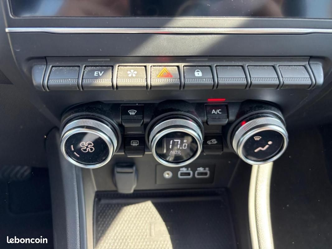 Renault Captur E-Tech full hybrid 145 Techno (image 22)