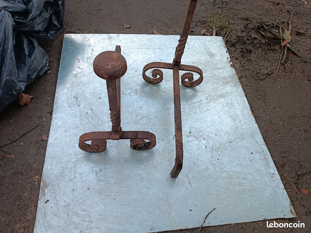 Chenets ancien metal (image 1)