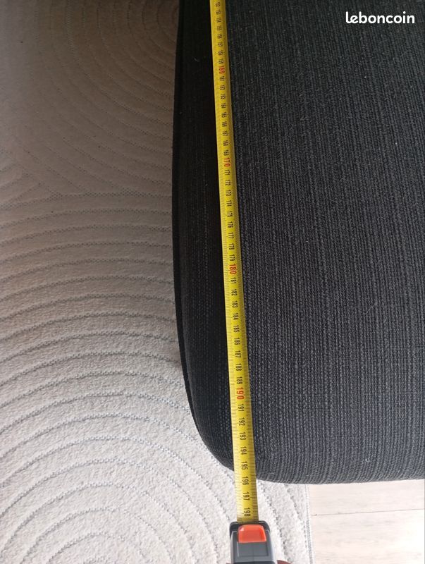 Vend canapé avec méridienne couleur gris anthracite avec têtière réglage 3 position prix 400 négociable Maison non fumeur et sans animaux (image 4)