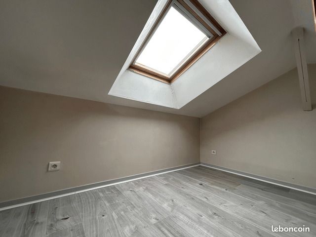Studio 1 pièce 18 m² - Poitiers 86000 (image principale 6)