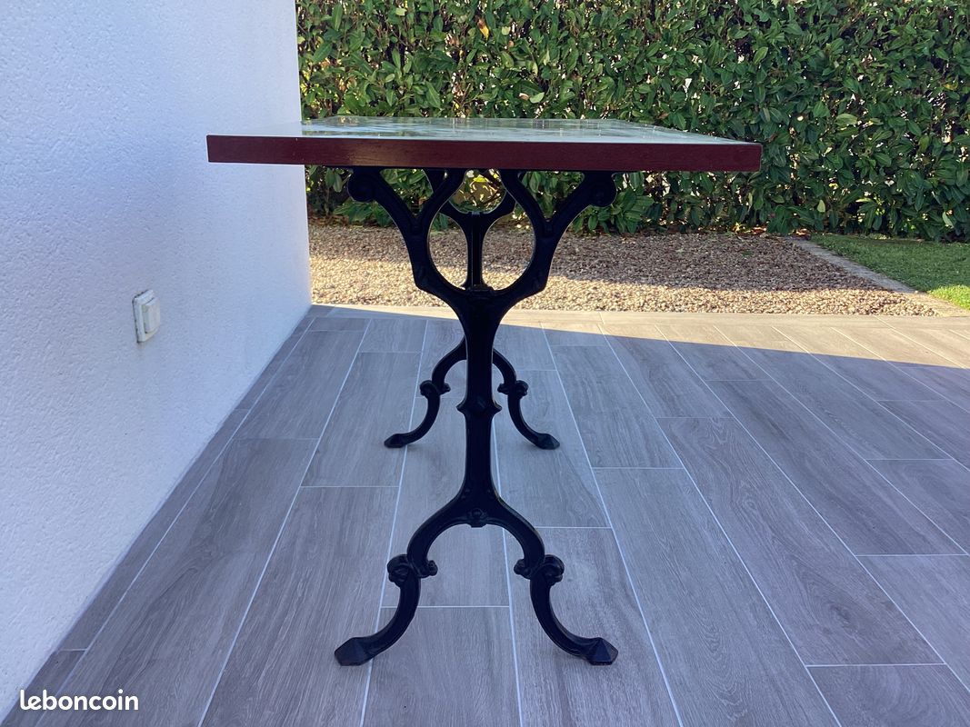 Table bistro années 60 (image 2)