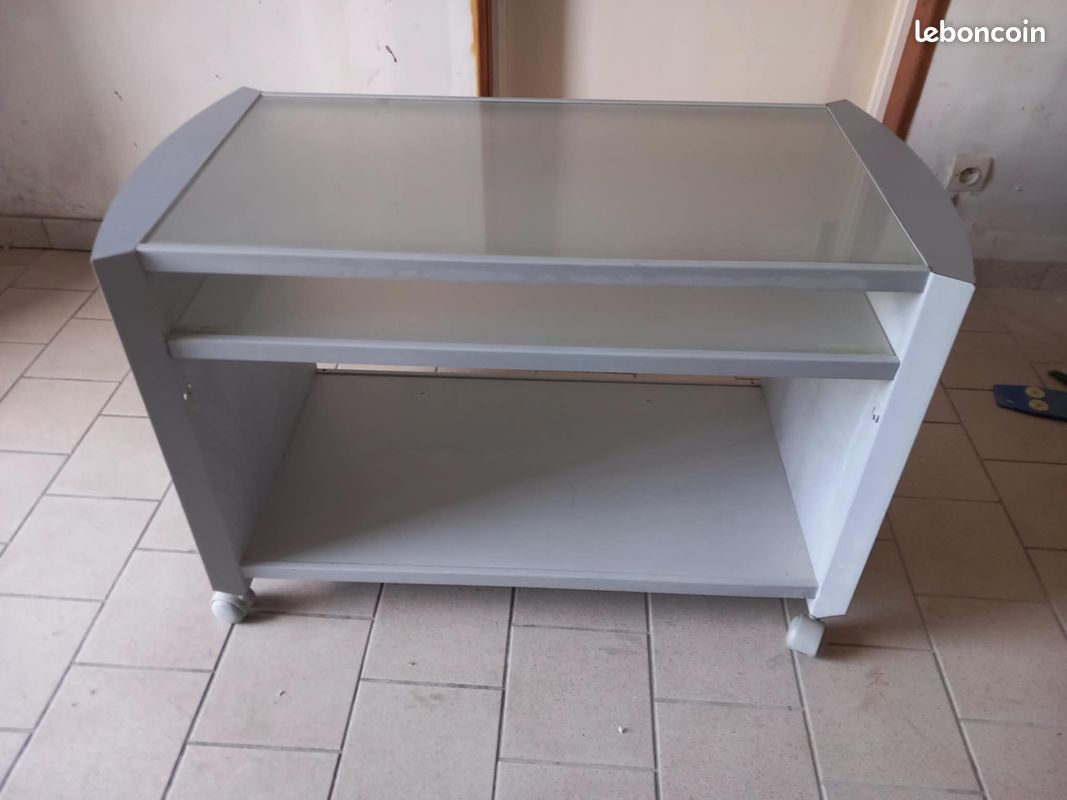 URGENT - Meuble TV ou multimédia à roulettes – plateau en verre (image 4)