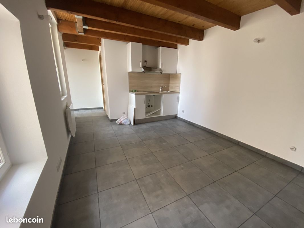 Appartement 2 pièces 38 m² · à Meyreuil · 38 m² · 605 €/mois