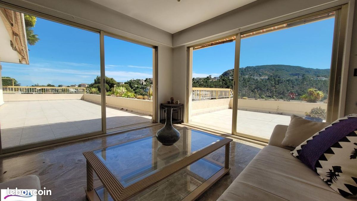 Appartement 4 pièces 122 m² · à Mandelieu-la-Napoule · 122 m² · 872 000 €