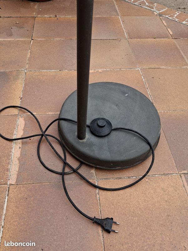 Lampadaire style industriel (image 4)