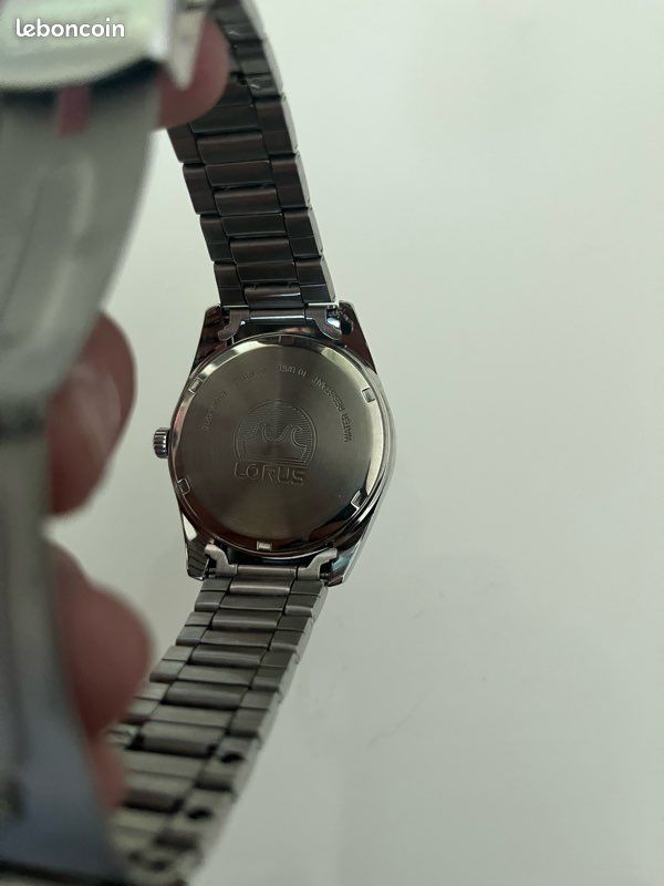 Montre lorus (image 2)