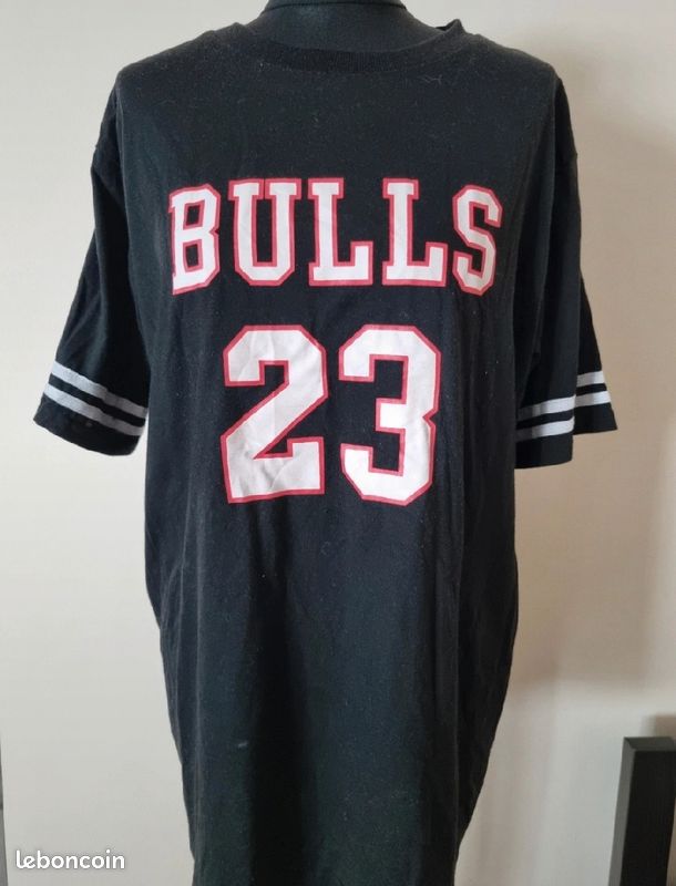 Tee shirt oversized Bulls 23 taille L (image 1)