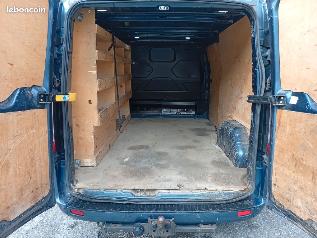Ford Transit Custom - Boite Auto - 170 cv - Année 2018 (image 5)