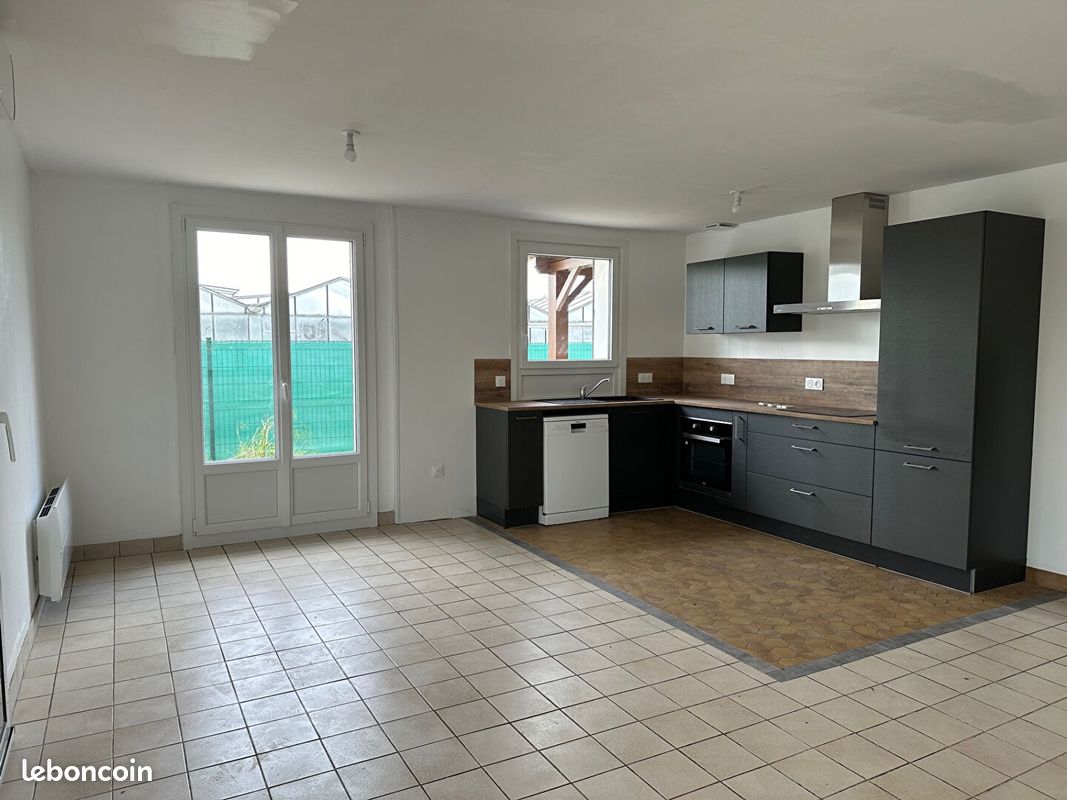 Maison 4 pièces 77 m² · à Bertincourt · 77 m² · 850 €/mois