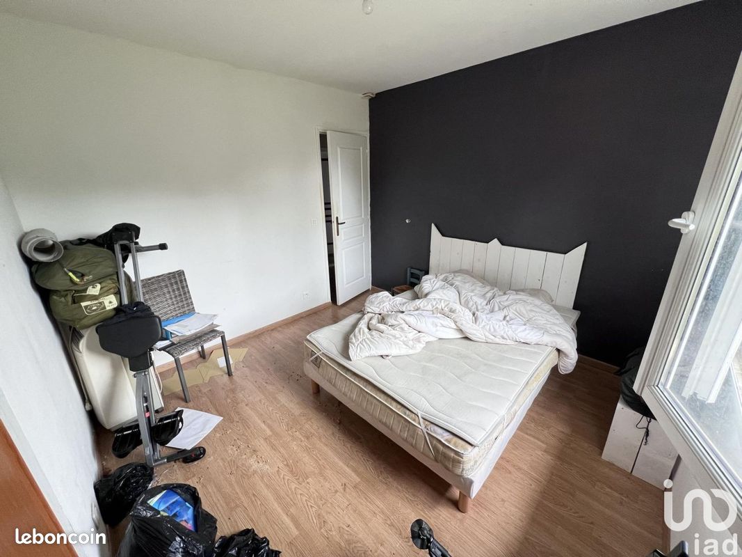 Maison 6 pièces 105 m² - La Ferrière-Airoux 86160 (image principale 14)