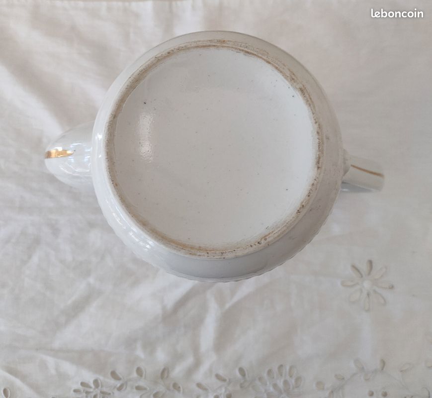Théière ancienne vintage en porcelaine motif cerises 🍒 champêtre (image 7)
