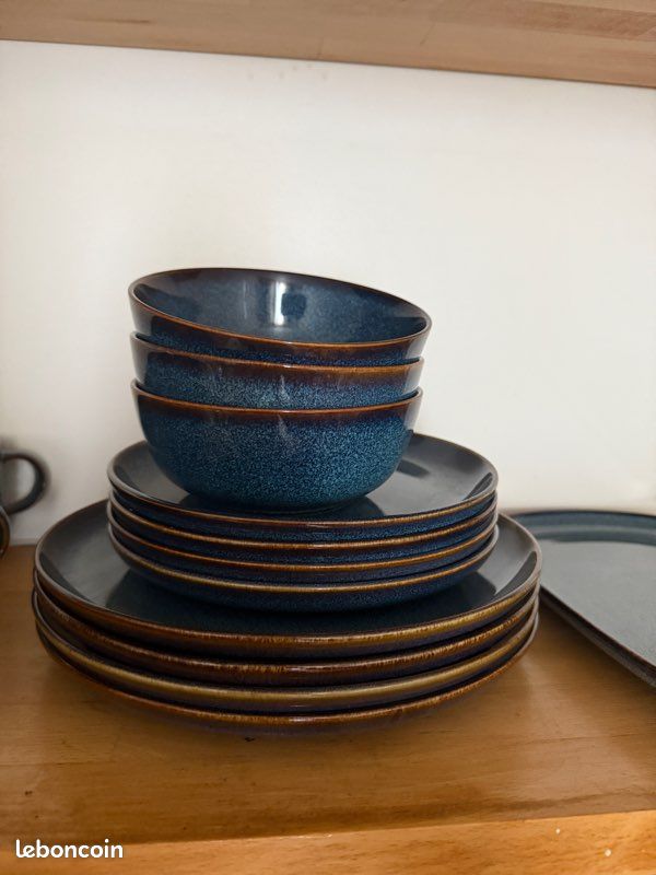 Lot vaisselle IKEA GLADELIG bleu – Très bon état (19 pièces) (image 2)