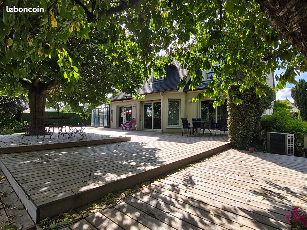 Maison 8 pièces 210 m² · à Fondettes · 210 m² · 619 500 €
