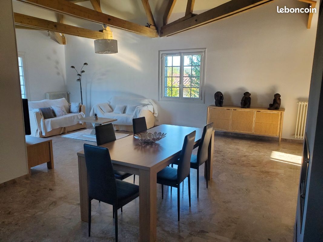 Maison 9 pièces 262 m² · à Trélissac · 262 m² · 360 000 €