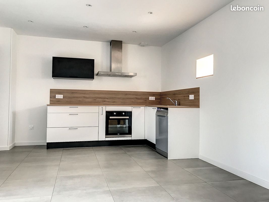 Maison 2 pièces 37 m² · à Quéven · 37 m² · 735 €/mois