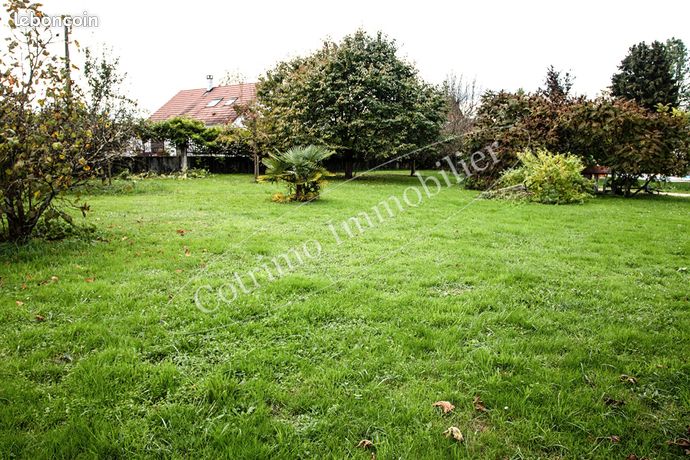 Terrain 1400 m² DOMESSIN
