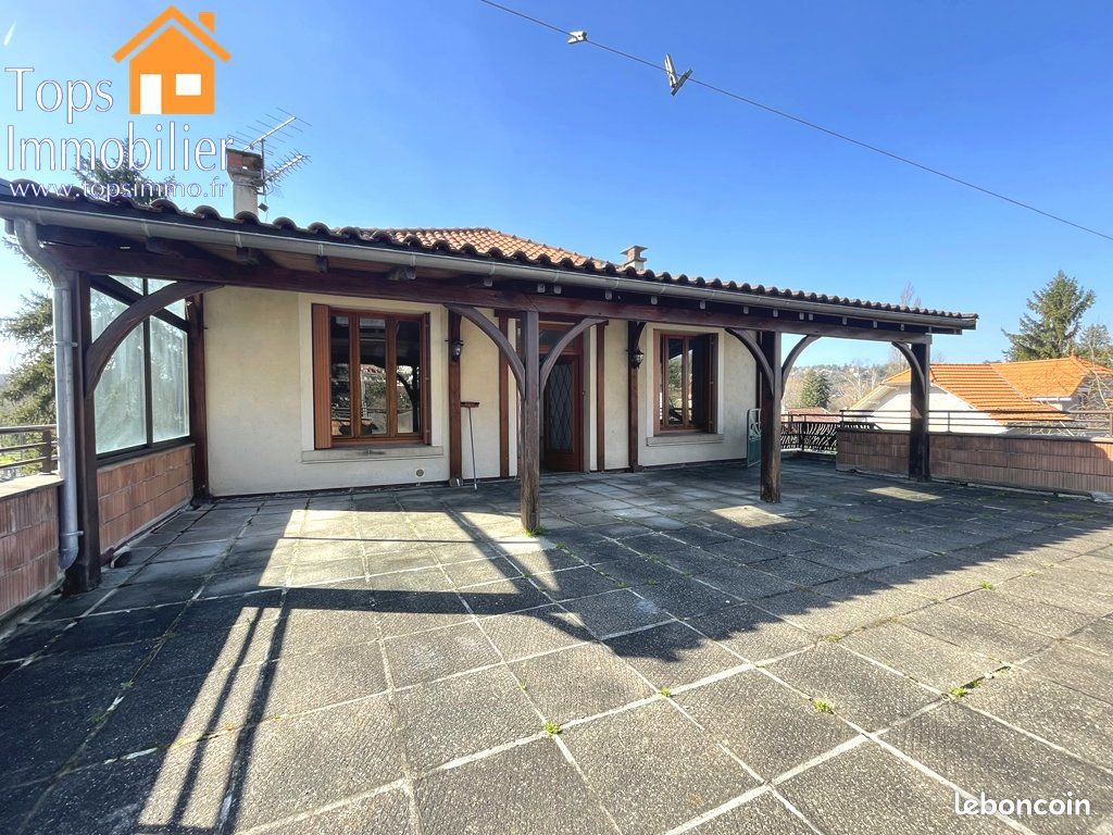 Immeuble 293 m² · à Villefranche-de-Rouergue · 293 m² · 195 000 €