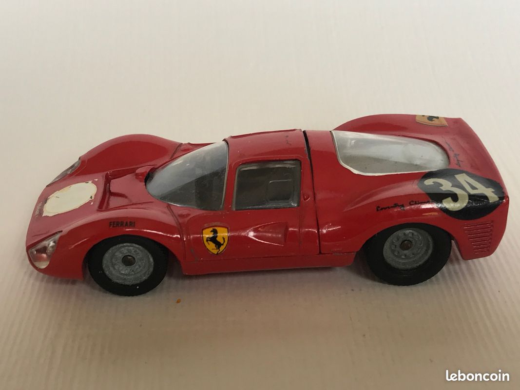 AU JOUET PARISIEN: Solido Modèle n° 152 Ferrari 330 p3 Hong Kong